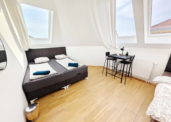 Lovely In Maerzstrasse Area Mz49 Проживание в семье Вена